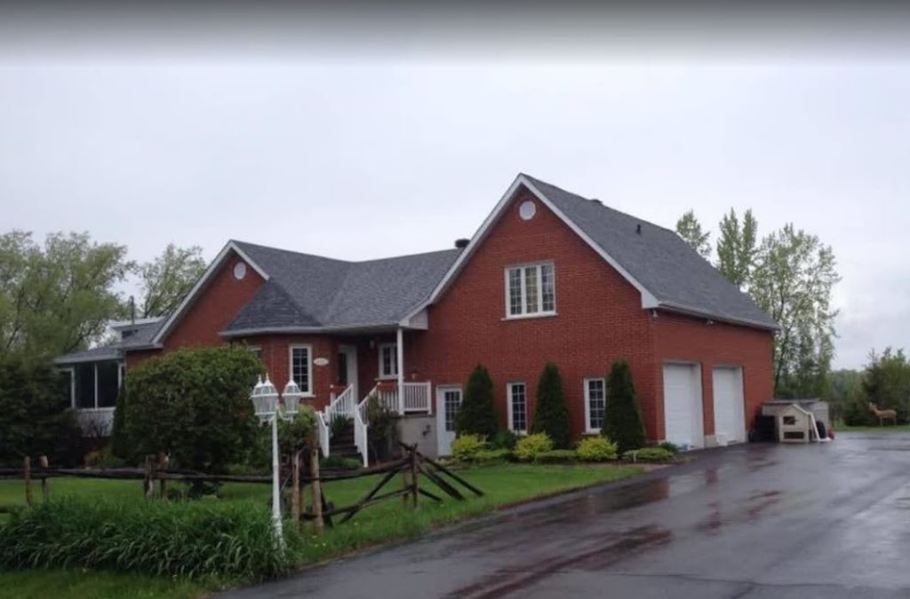 Entreprise S Bachand Toitures | 51 Rue Robitaille, Danville, QC J1T 3X3, Canada | Phone: (819) 806-7418