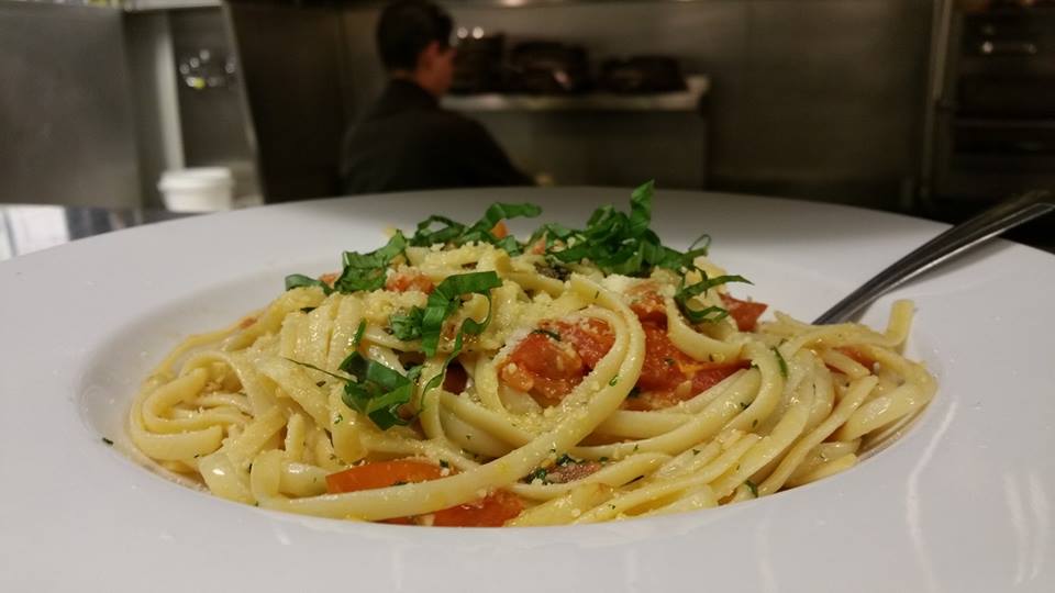 Lunas Bistro | 3004 Cinema Pl, Bellingham, WA 98226, USA | Phone: (360) 306-8676