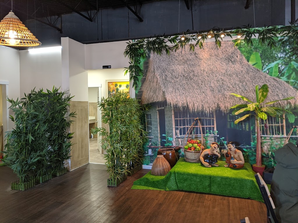 Ba Miền Quán | 1915 31 St SE, Calgary, AB T2B 0S8, Canada | Phone: (587) 353-6868