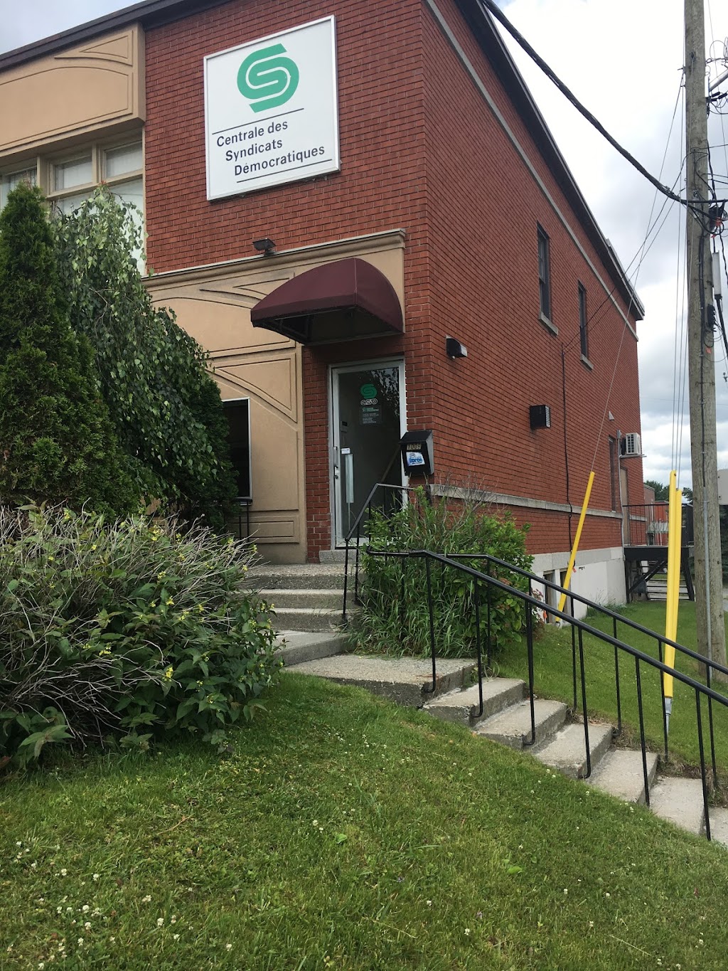 Centrale des Syndicats Démocratiques (C S D) | 1009 Rue Galt O, Sherbrooke, QC J1H 1Z9, Canada | Phone: (819) 569-9377
