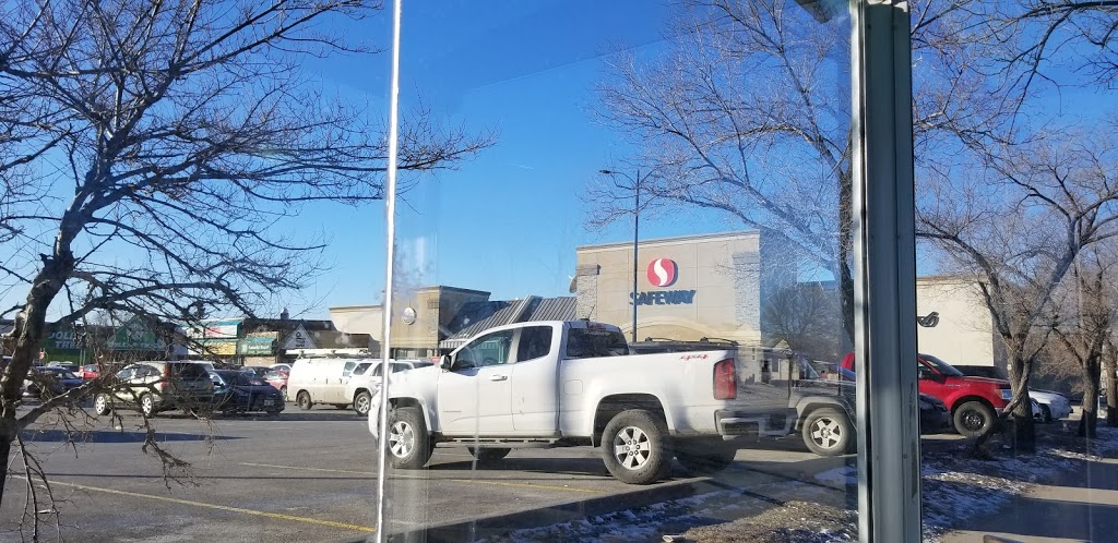 Safeway Tyndall Square | 850 Keewatin St, Winnipeg, MB R2X 3J7, Canada | Phone: (204) 694-5087