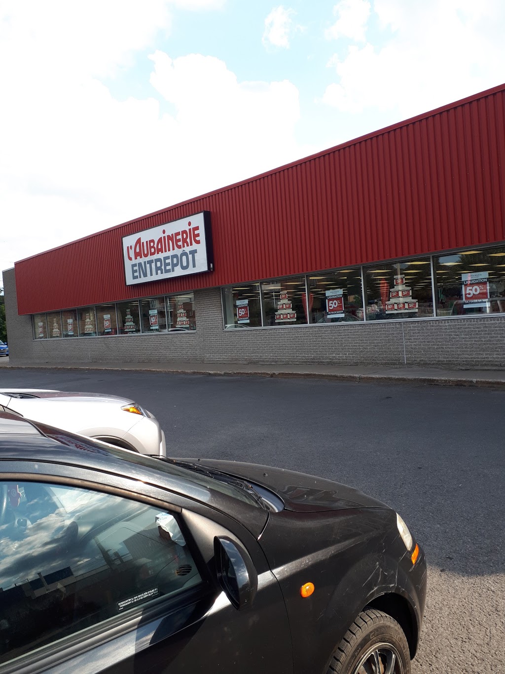Aubainerie Entrepôt | 184 Rue Turgeon, Sainte-Thérèse, QC J7E 3J5, Canada | Phone: (450) 434-0844