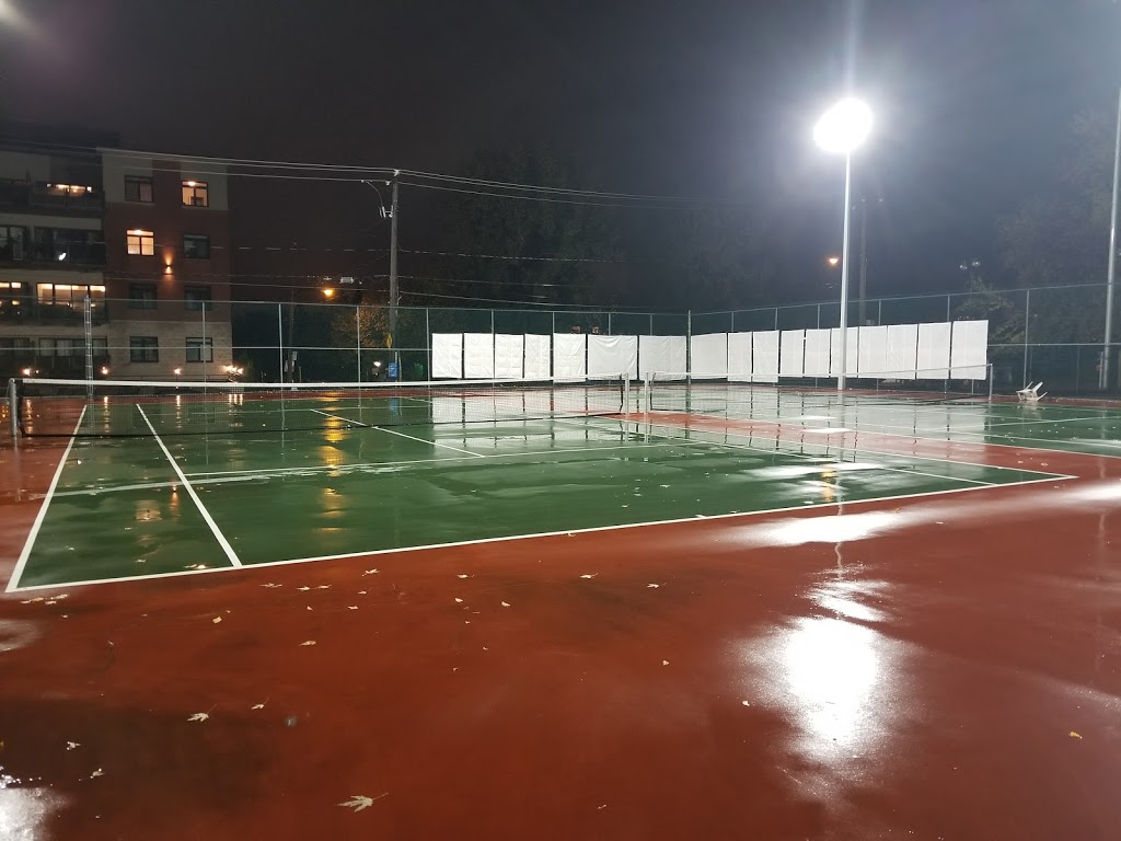 Parc Bon-Pasteur | 371 Rue Laurier, Laval, QC H7N 3N1 Rue Laurier, Laval, QC H7N 3N1, Canada | Phone: (450) 978-8000
