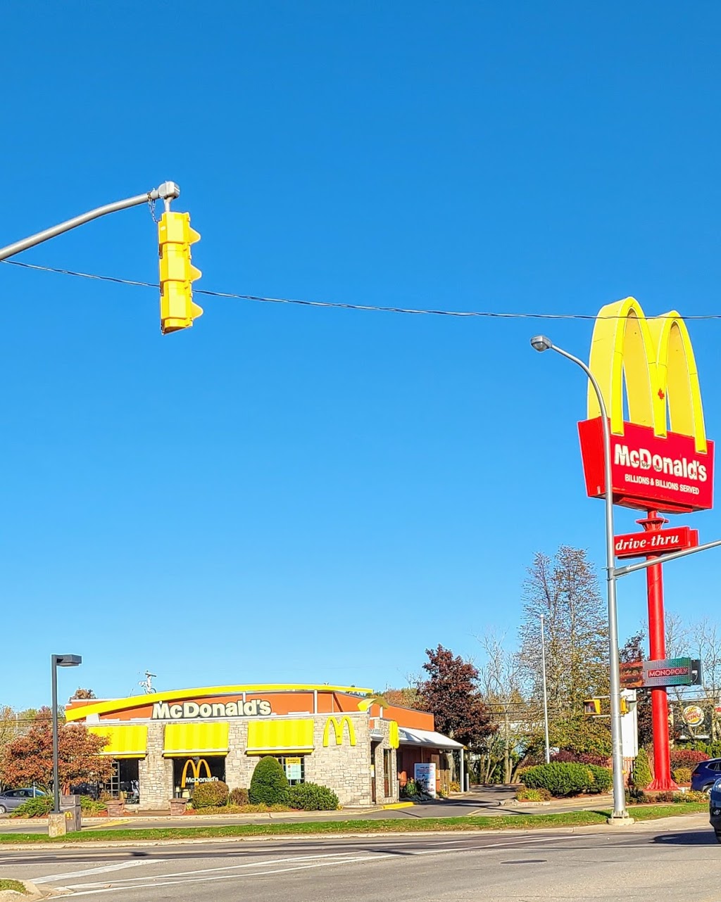 McDonalds | 160 Main St, Sussex, NB E4E 3E2, Canada | Phone: (506) 432-6677