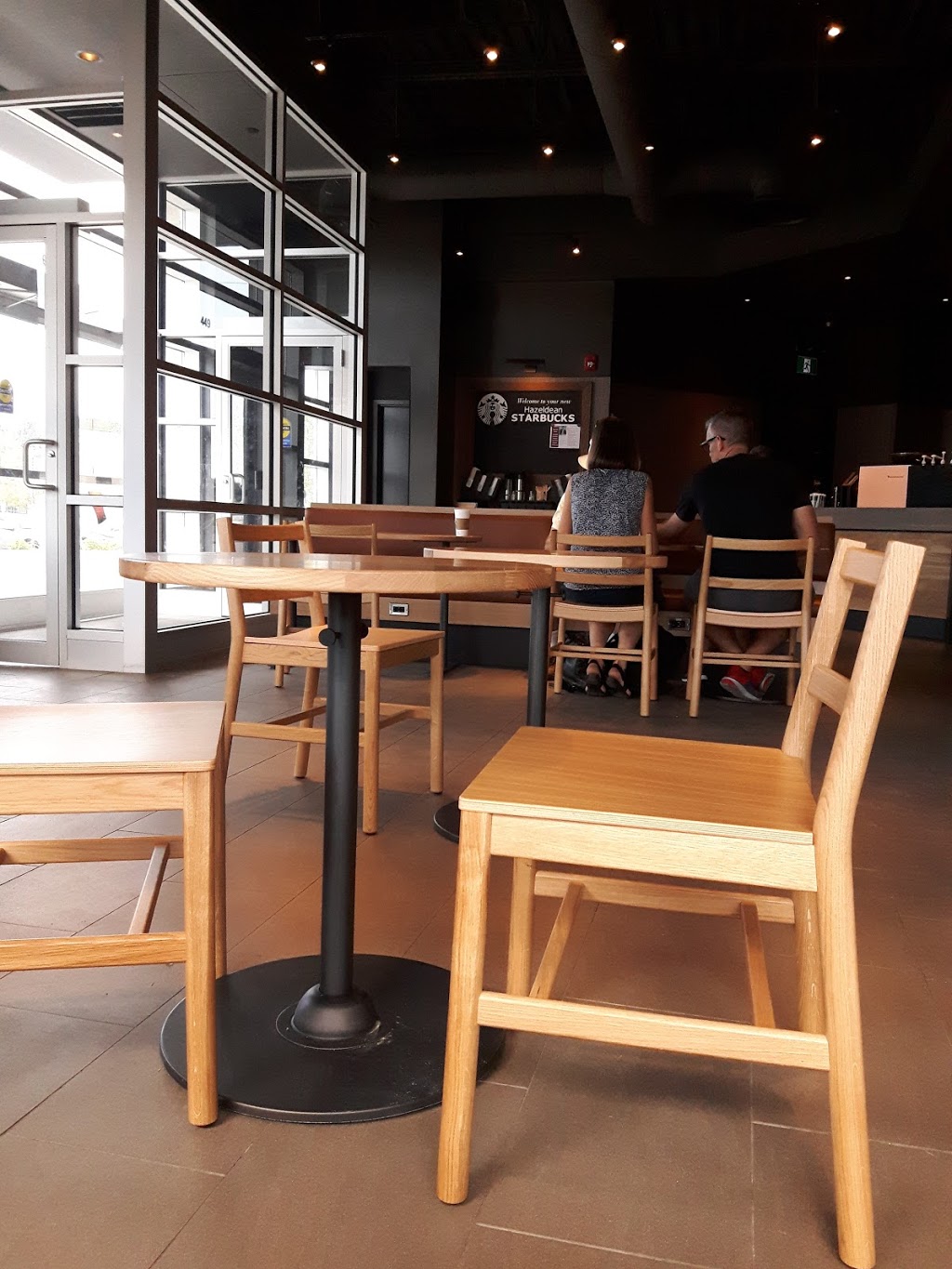 Starbucks | 690 Eagleson Rd, Kanata, ON K2M 2G9, Canada | Phone: (613) 595-1569