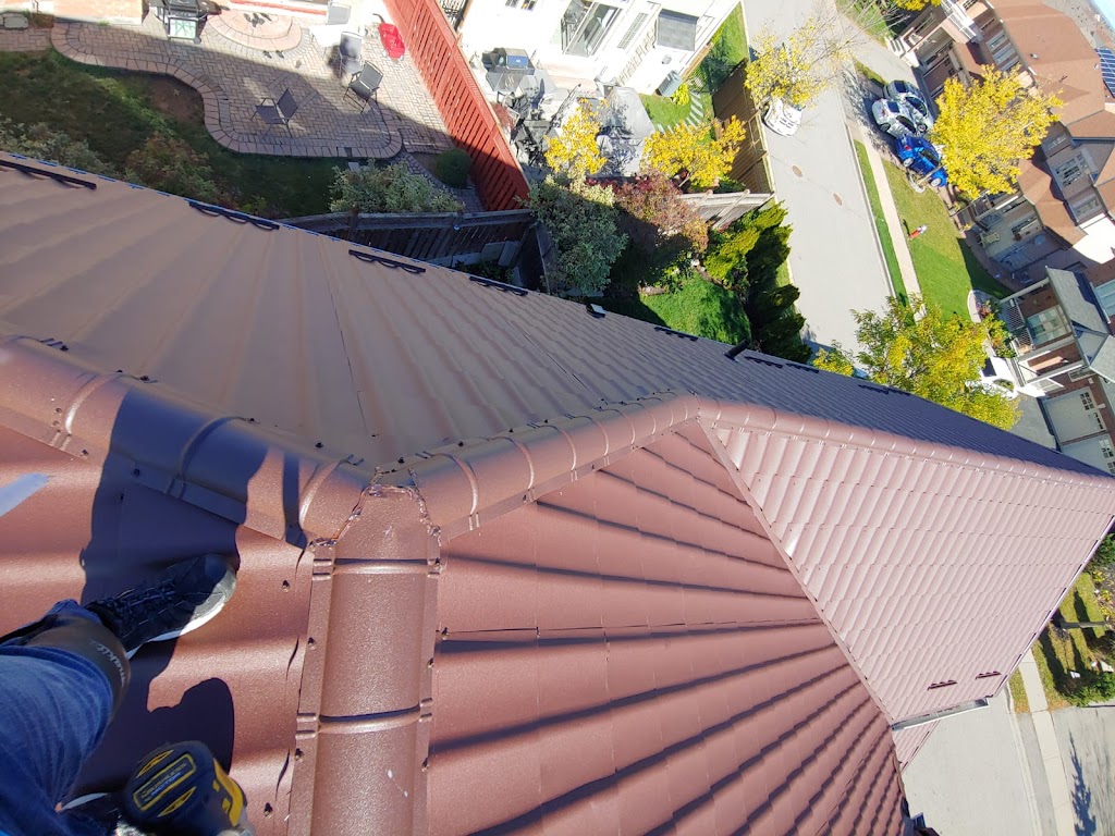 Professional Metal Roofers | 211 Veronica Dr, Kitchener, ON N2A 2R8, Canada | Phone: (855) 561-7663