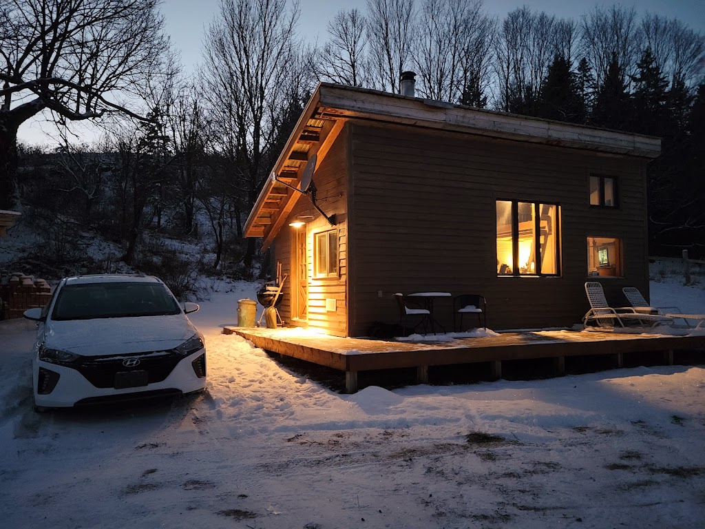 Ferme Thuya | 36 Chem. Kelly, Low, QC J0X 2C0, Canada | Phone: (613) 402-0376