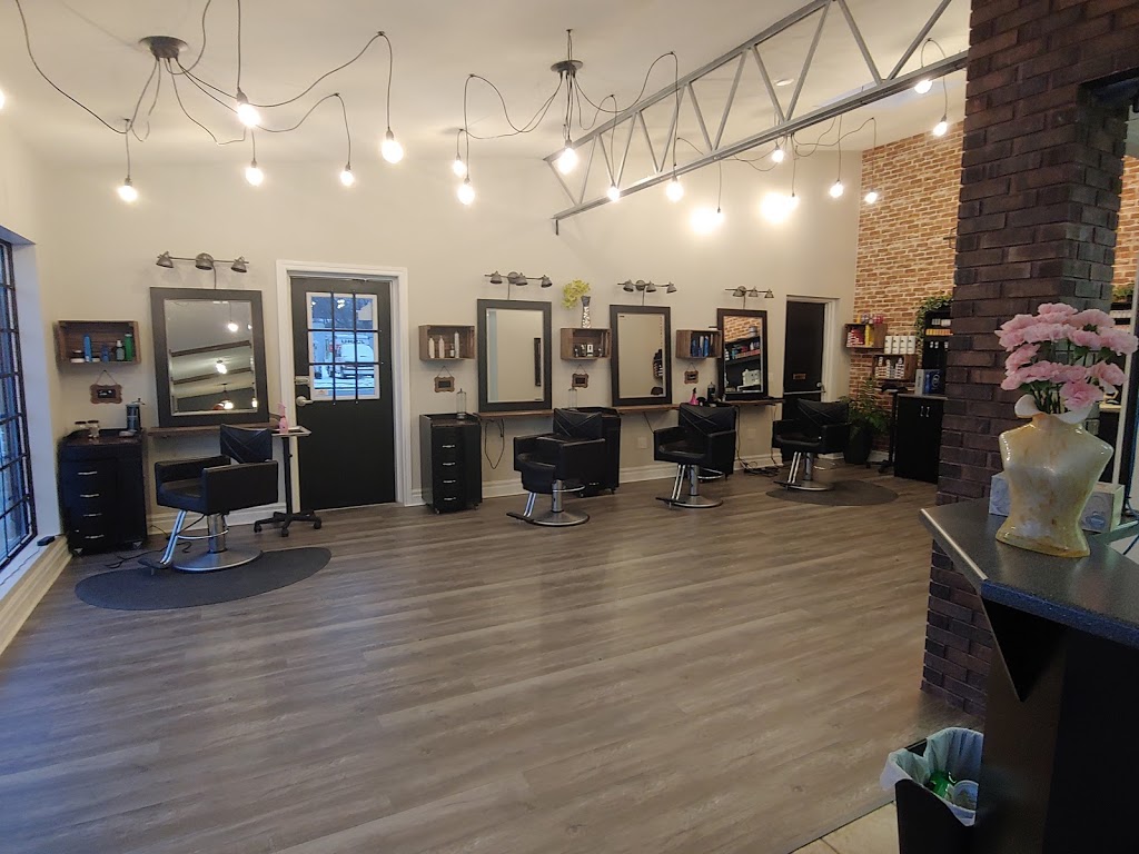 Vintage Hair Studio | hair care | 32 Water St, Simcoe, ON N3Y 1P9, Canada | 2264013855 OR +1 226-401-3855