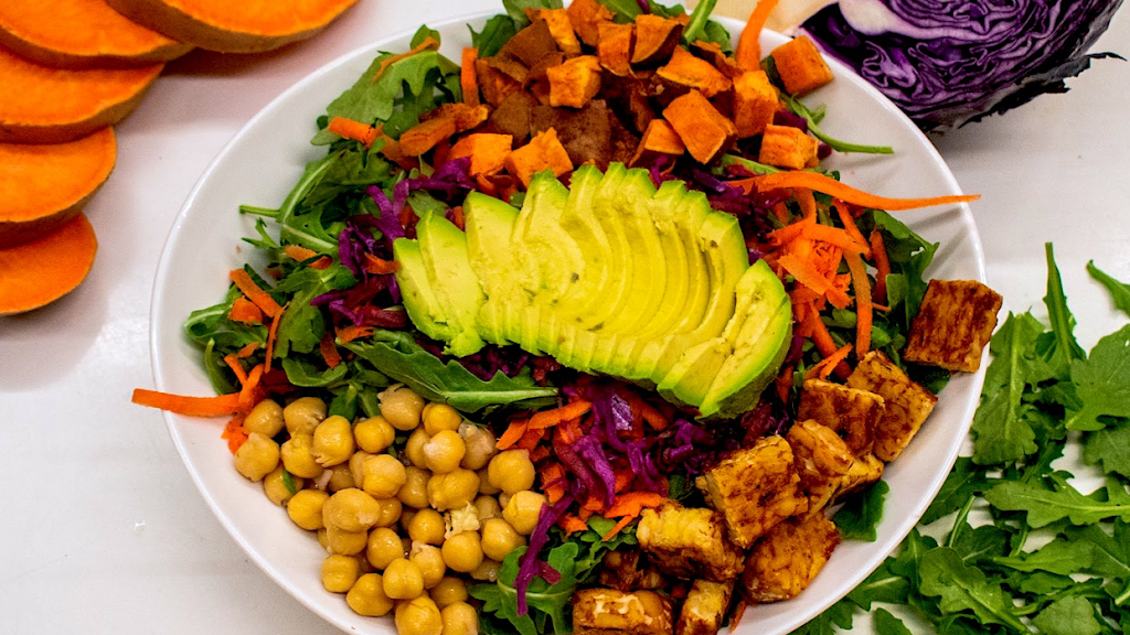 Thrive Organic Lakeshore | 3473 Lake Shore Blvd W, Etobicoke, ON M8W 1N5, Canada | Phone: (416) 252-7700