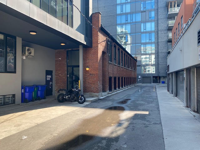 F45 Training King West | 67A Portland St, Toronto, ON M5V 2M9, Canada | Phone: (416) 997-6344