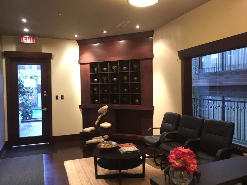 Alberta Momentum Massage Therapy - West | 17635 Stony Plain Rd, Edmonton, AB T5S 1E3, Canada | Phone: (780) 488-8640
