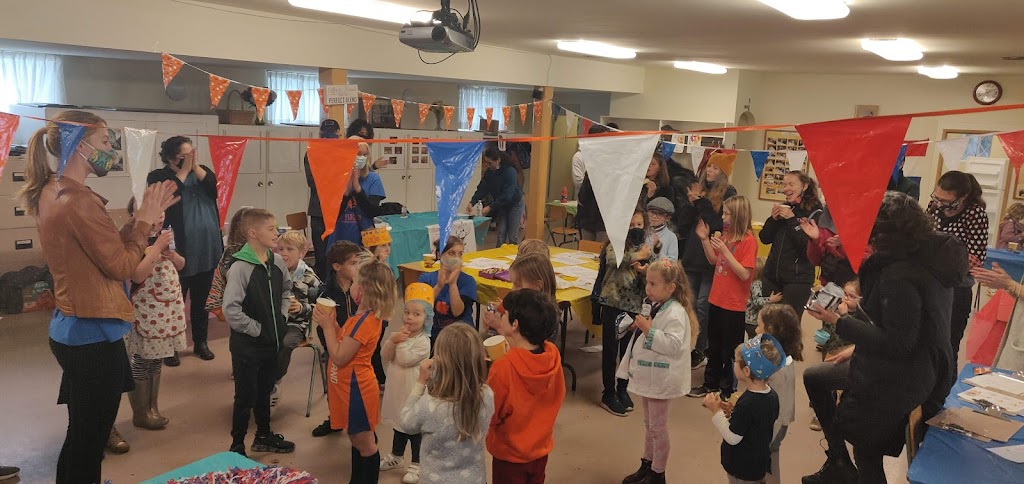 De Esdoorn Dutch Language School - Fraser Valley location | 19405 76 Ave, Surrey, BC V4N 6C6, Canada | Phone: (236) 518-5914