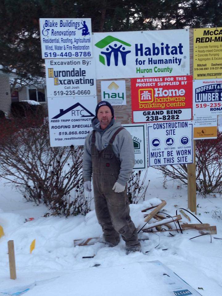 RT Construction - Roofing Contractor | 1 Guettinger St, Crediton, ON N0M 1M0, Canada | Phone: (519) 630-3081