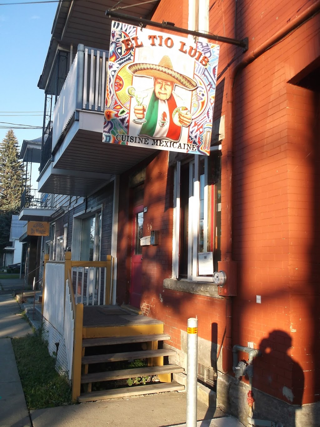 El Tio Luis - Cuisine mexicaine | 93 Rue du Marché, Salaberry-de-Valleyfield, QC J6T 1P6, Canada | Phone: (450) 854-2022