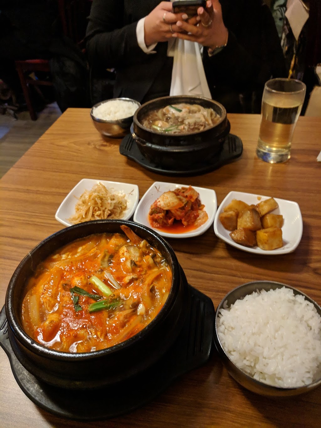 Alirang Restaurant | 134 Nelson St, Ottawa, ON K1N 7R5, Canada | Phone: (613) 789-2223