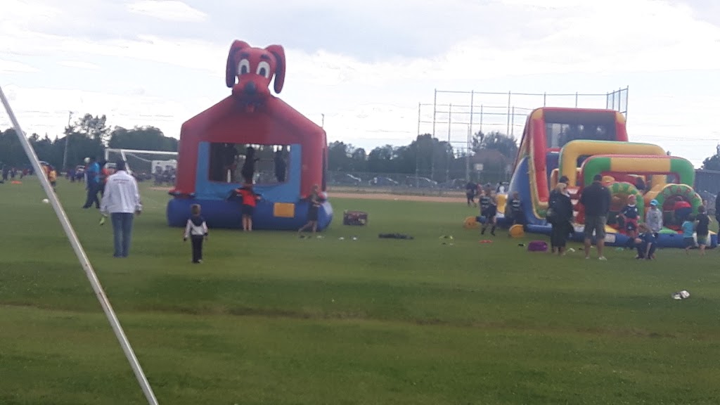 Baseball & Soccer Complex | 3412 Raleigh St, East Saint Paul, MB R2E 1B9, Canada | Phone: (204) 654-9496