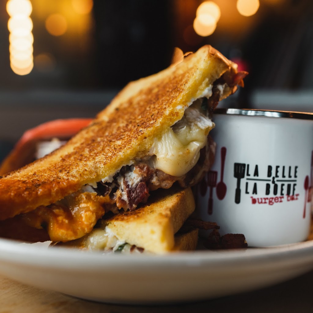 La Belle et La Boeuf - Burger Bar (LaSalle) | 7077 Blvd. Newman suite 01100, LaSalle, QC H8N 1X1, Canada | Phone: (514) 657-7077