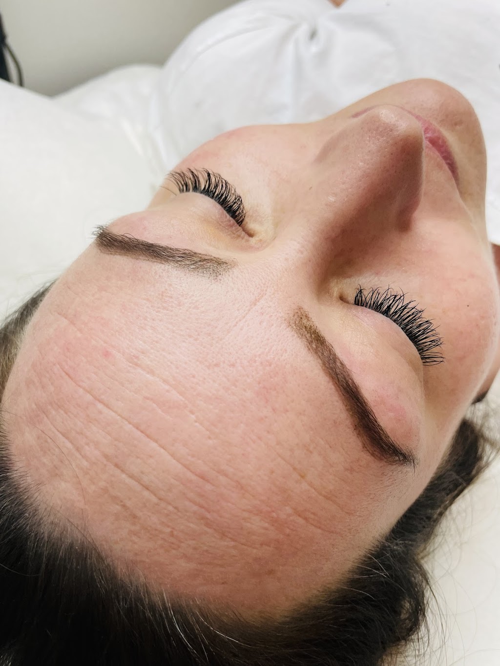 VALEN BEAUTY | Rossland Rd E, Whitby, ON L1P 0G5, Canada | Phone: (647) 607-2051