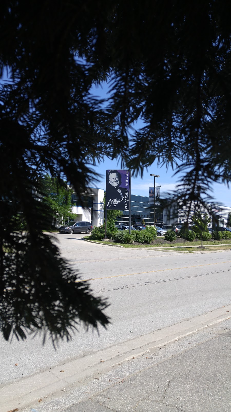 Nygard Fashion Park | 239 Chrislea Rd, Woodbridge, ON L4L 8N6, Canada | Phone: (416) 598-7444