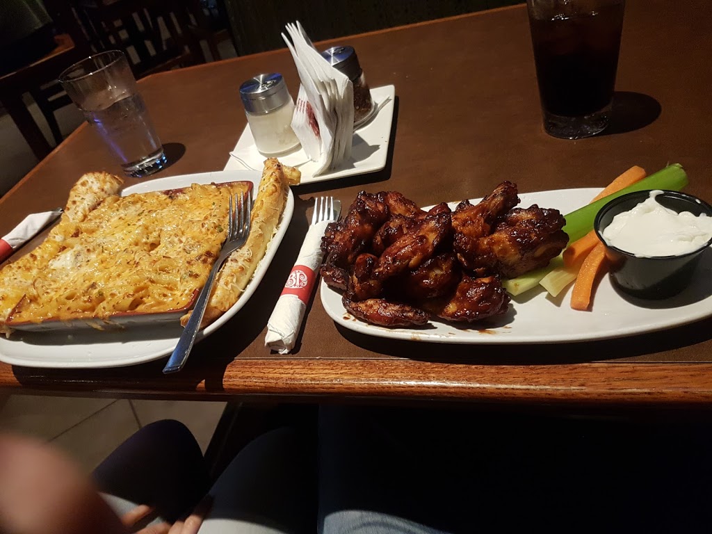 Boston Pizza | 3002 Richelieu St, Rockland, ON K4K 0B5, Canada | Phone: (613) 446-7772