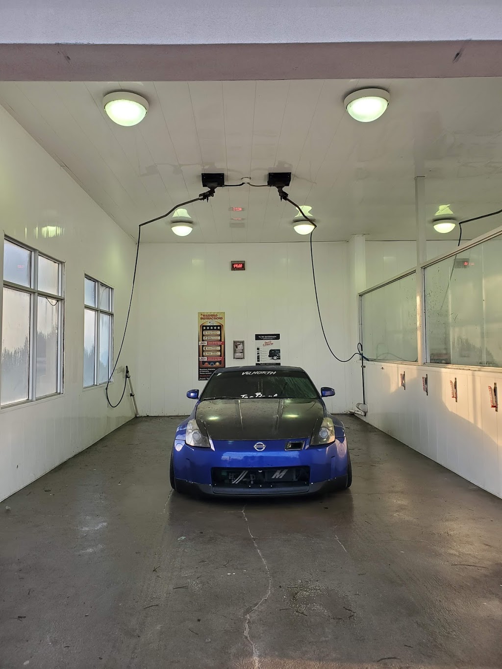 Stouffville Auto Wash | 37 Winona Dr, Whitchurch-Stouffville, ON L4A 1C9, Canada | Phone: (905) 642-2712