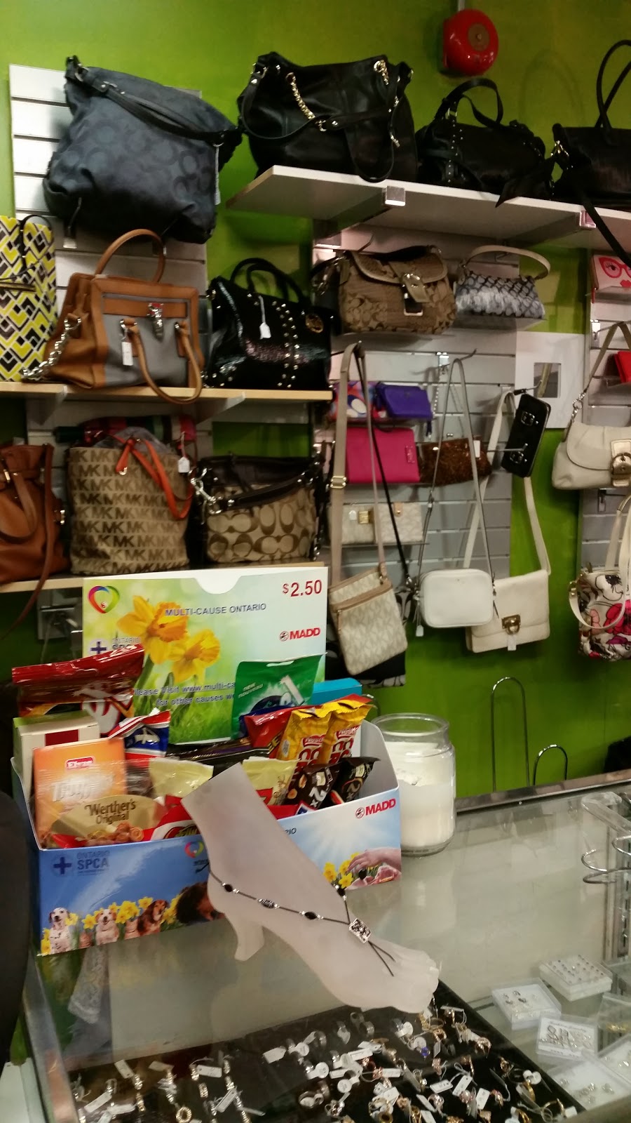 Kloz Corner | 5233 Stanley Ave, Niagara Falls, ON L2E 7C2, Canada | Phone: (289) 932-5311