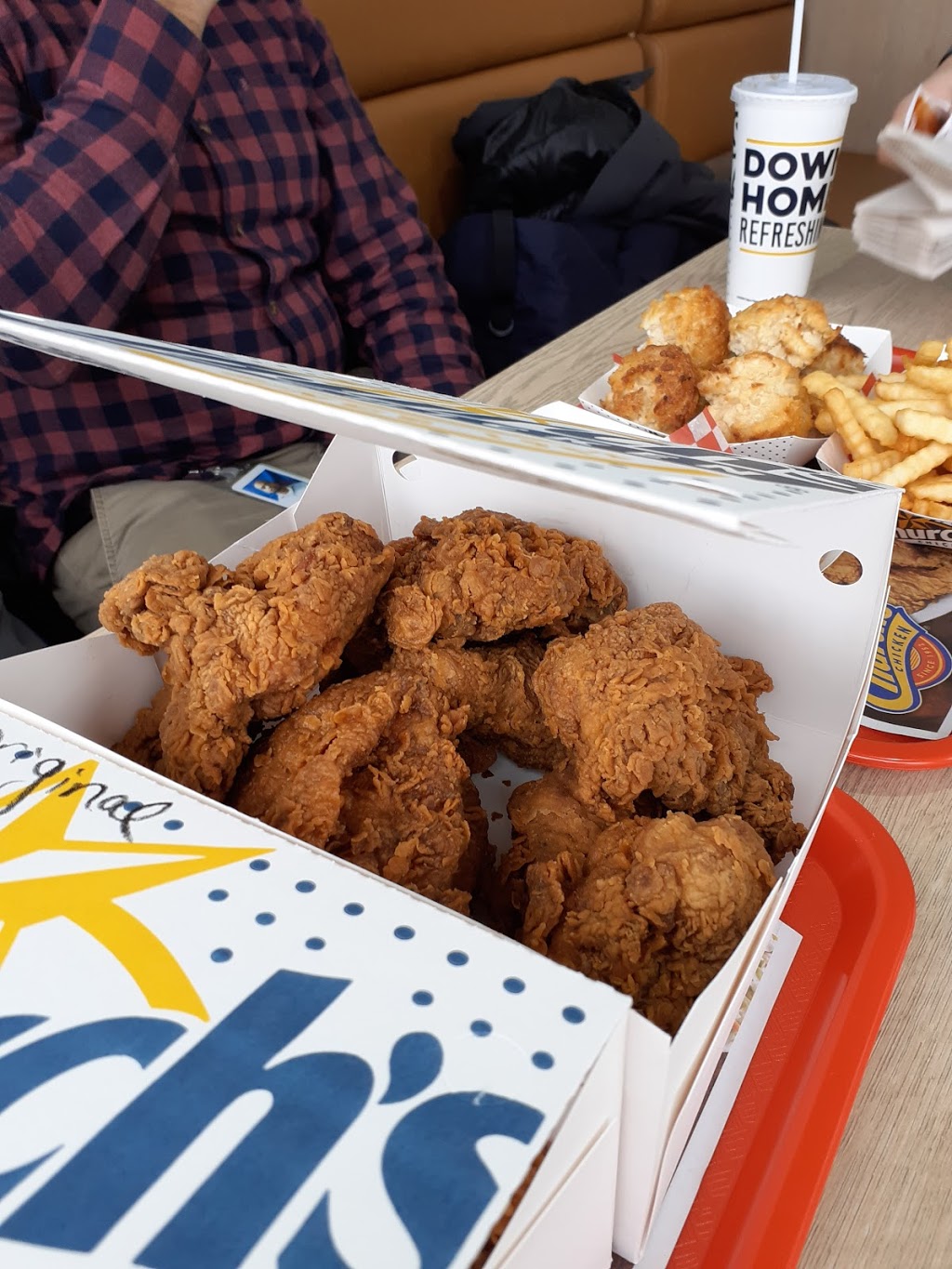 Churchs Texas Chicken | 1549 Dundas St E, Whitby, ON L1N 2K6, Canada | Phone: (905) 430-7864