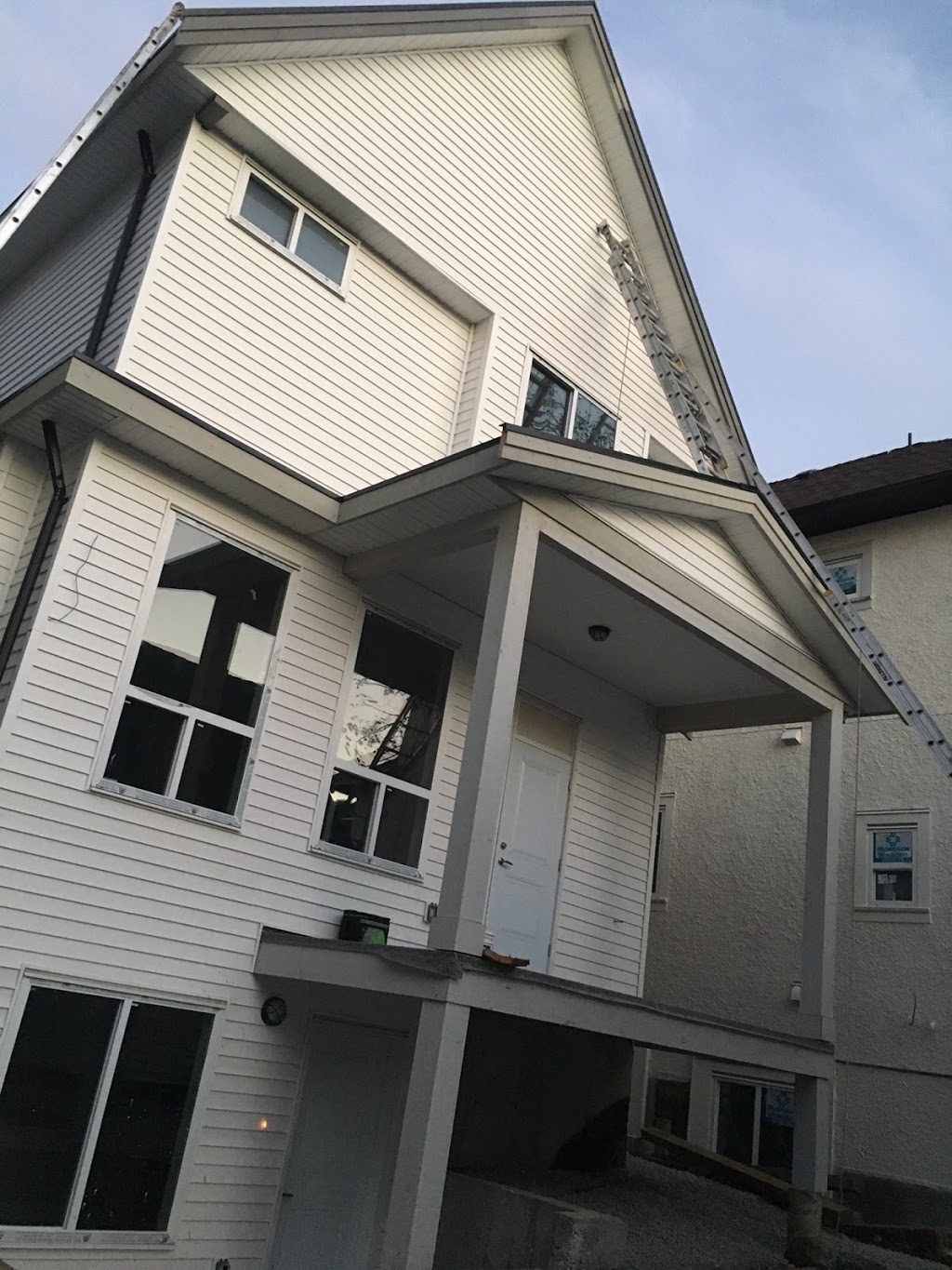 Friendly painting ltd. | 11899 74b Ave, Delta, BC V4C 1H2, Canada | Phone: (604) 440-9308