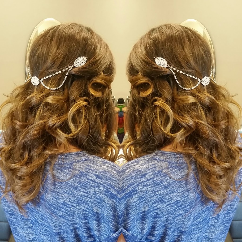 Twin Scissors Hair Design | 4976 Dundas St W, Etobicoke, ON M9A 1B7, Canada | Phone: (416) 653-6662