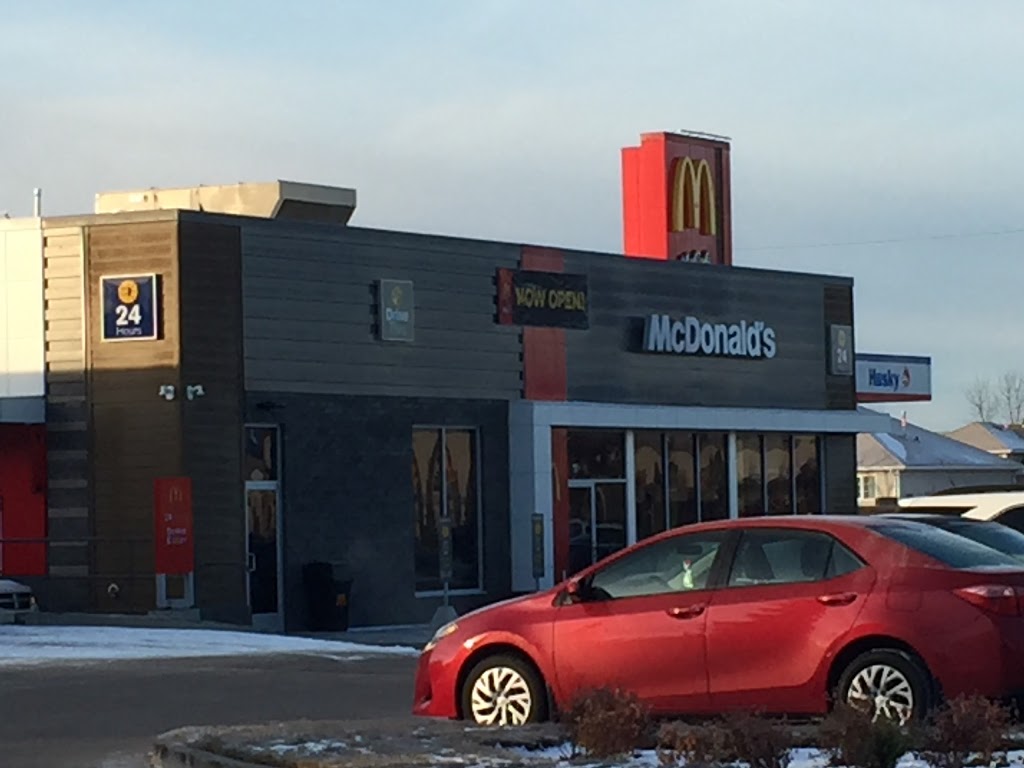 McDonalds | 11 Devonshire Dr, Winnipeg, MB R2C 4K7, Canada | Phone: (204) 949-0789