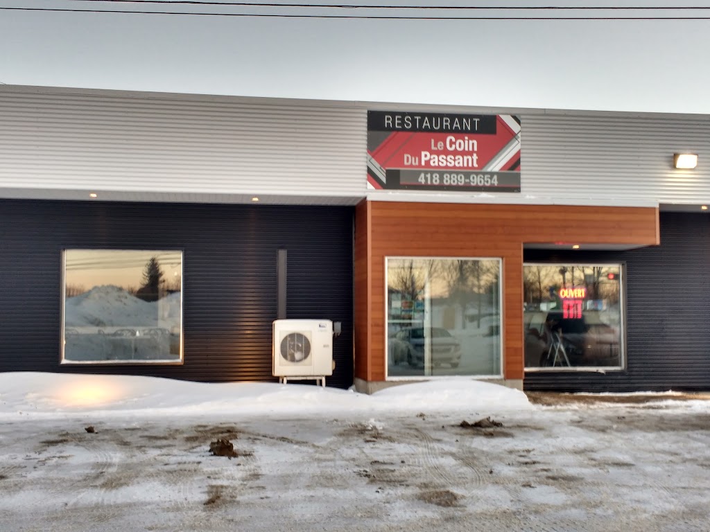 Restaurant Coin du Passant | 1142 Rue Bellevue, Saint-Lambert-de-Lauzon, QC G0S 2W0, Canada | Phone: (418) 889-9654