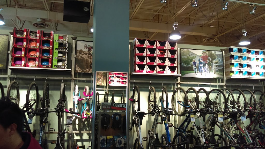 Sport Chek Westridge Place | 3275 Monarch Dr Unit # 1, Orillia, ON L3V 7Z4, Canada | Phone: (705) 326-4411