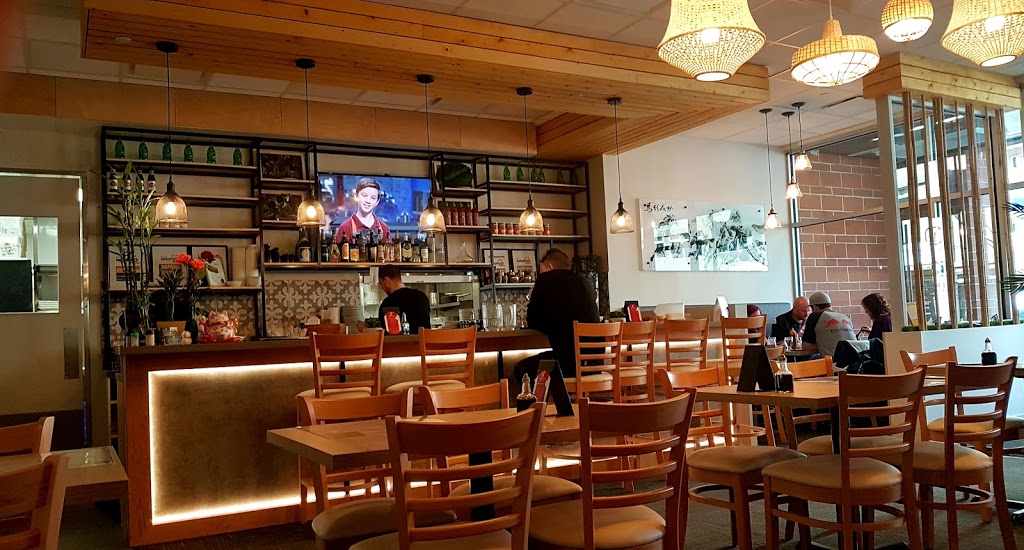 Bamboo Chopsticks Downtown | 105-1360 Ellis St, Kelowna, BC V1Y 2A2, Canada | Phone: (250) 868-8830