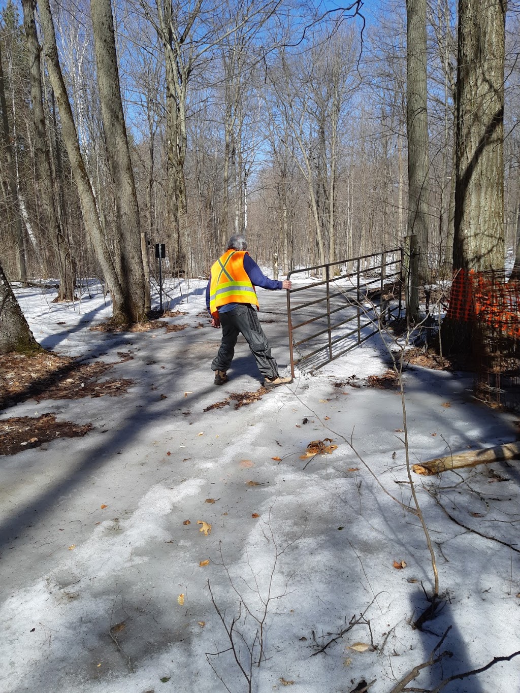 Long Sault Ridge Runners Snowmobile Club Inc The | 320 Sandy Hook Rd, Pontypool, ON L0A 1K0, Canada | Phone: (705) 277-2906
