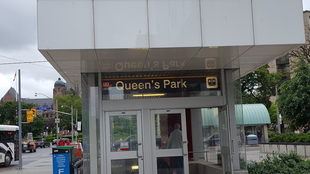 Queens Park Station | subway station | Toronto, ON M5S, Canada