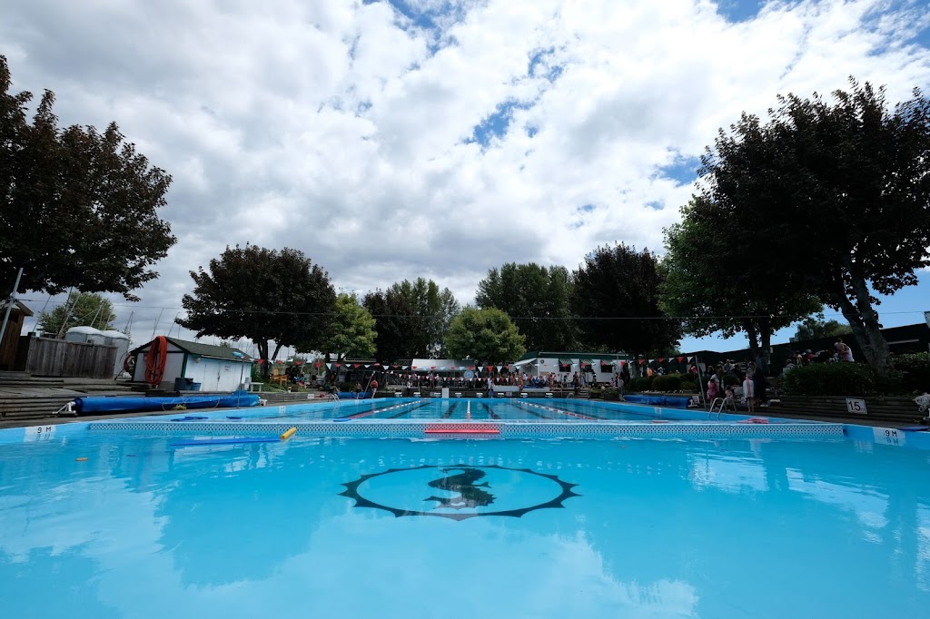 Crescent Beach Swimming Club | Unnamed Road, Surrey, BC V4A 3H1, Canada | Phone: (604) 538-2180
