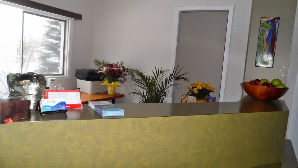 Kristina Parker Dental Hygiene | 56 Highland Ave, Barrie, ON L4M 1N3, Canada | Phone: (705) 503-2211