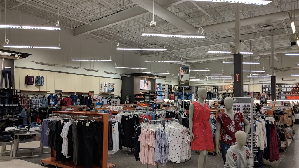 Marks | Fairview Mall, 285 Geneva St, St. Catharines, ON L2N 2G1, Canada | Phone: (905) 934-6464