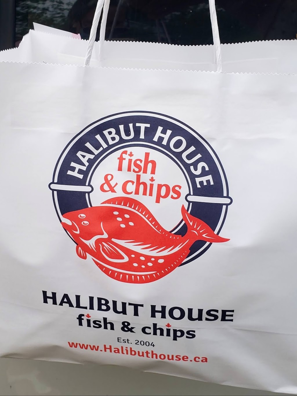 Halibut House Fish and Chips Truck | 118 ON-60, Huntsville, ON P1H 1C2, Canada | Phone: (705) 571-7999