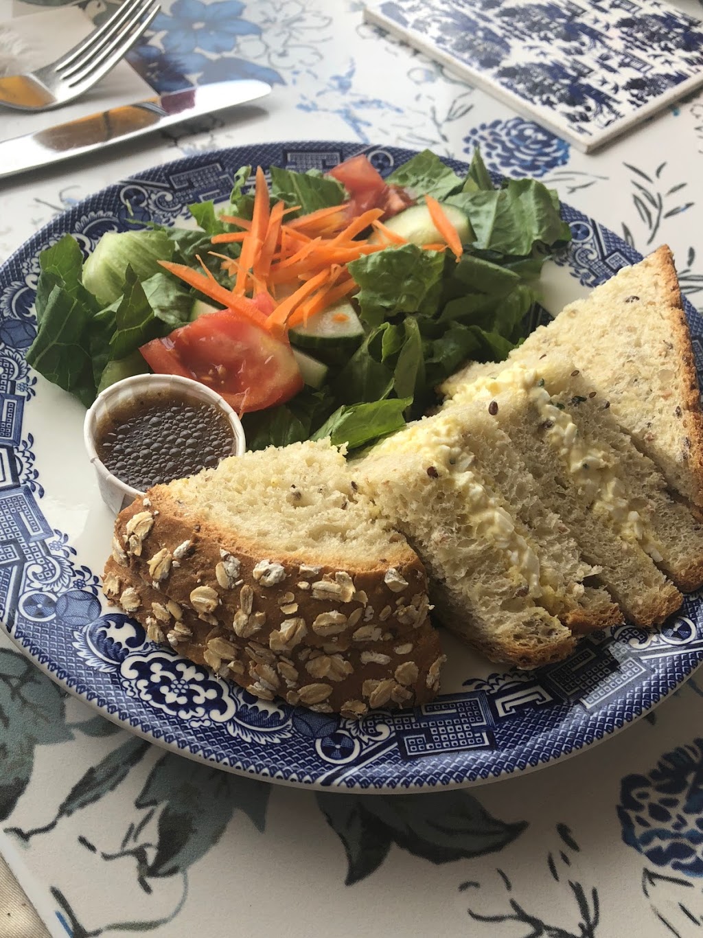 Blue Willow Tea Shop | 900 Bay St, Gravenhurst, ON P1P 1Z9, Canada | Phone: (705) 687-2597