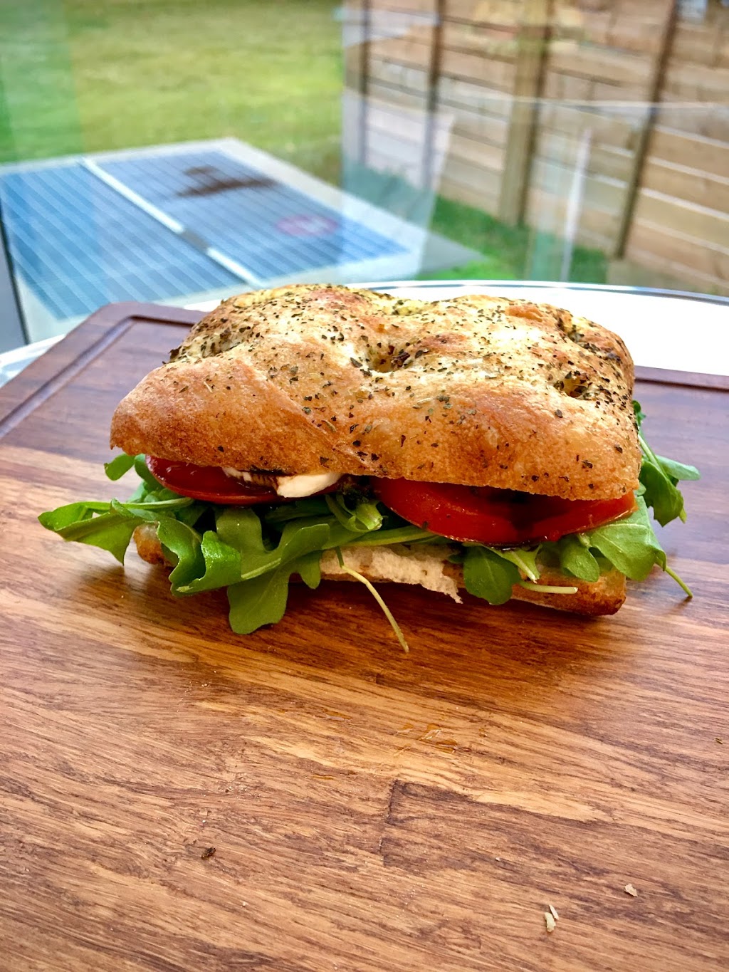 Fifth Avenue Eatery and Coffee House | 2700 Matheson Blvd E, Mississauga, ON L4W 5M2, Canada | Phone: (905) 602-1001