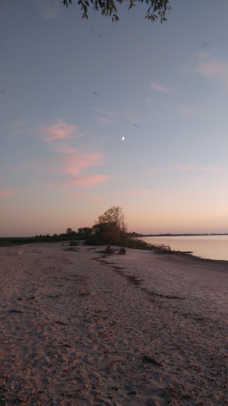 Rainbows End Beach Camp | St. Clements, MB R0E 0B0, Canada | Phone: (204) 887-6066