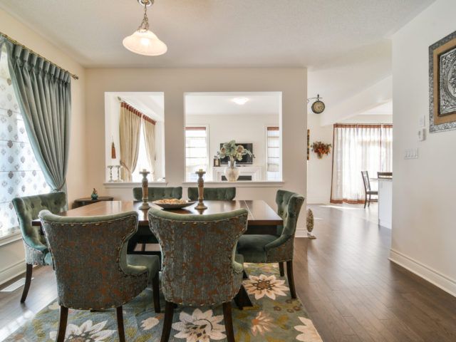 Pier 1 | 3135 Argentia Rd #4, Mississauga, ON L5N 8E1, Canada | Phone: (905) 824-2488