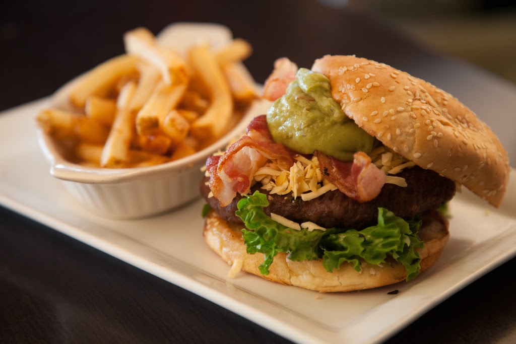 Symposium Cafe Restaurant & Lounge | 5887 Main St, Whitchurch-Stouffville, ON L4A 1N2, Canada | Phone: (905) 642-2555