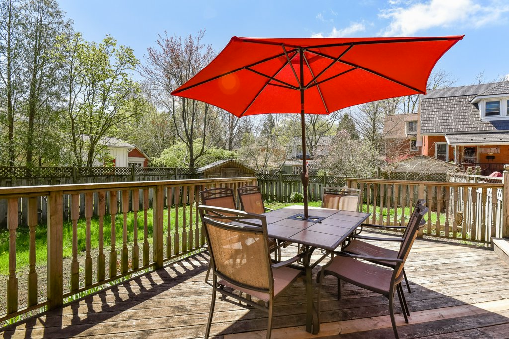 Beth and Ryan Waller | 5 Edinburgh Rd S Unit 1, Guelph, ON N1G 4Y3, Canada | Phone: (519) 546-3390