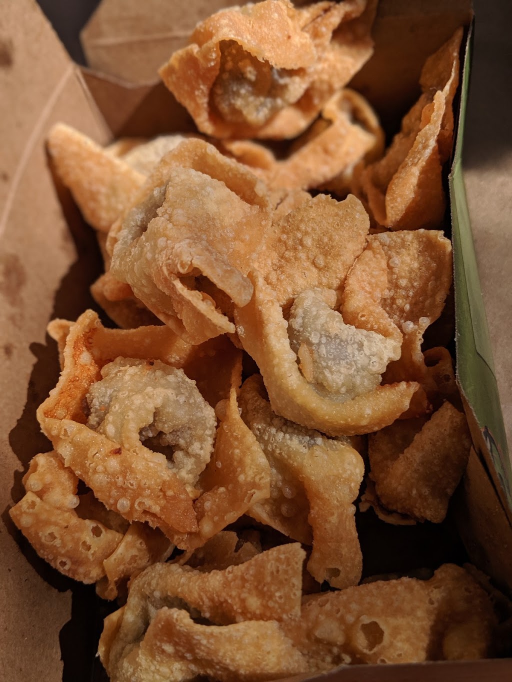Woking Bird | 425 Edward St N, Thunder Bay, ON P7C 4P7, Canada | Phone: (807) 577-5141