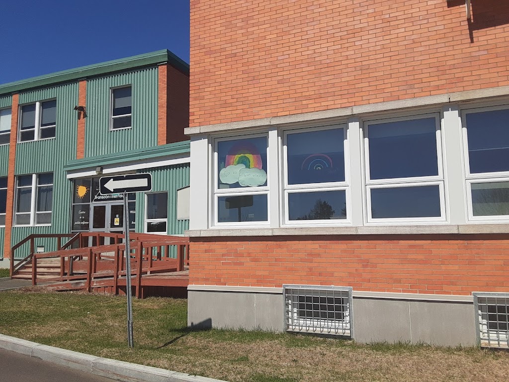 Ribambelle | 33 Rue des Pins E, Rivière-Bleue, QC G0L 2B0, Canada | Phone: (418) 893-7276