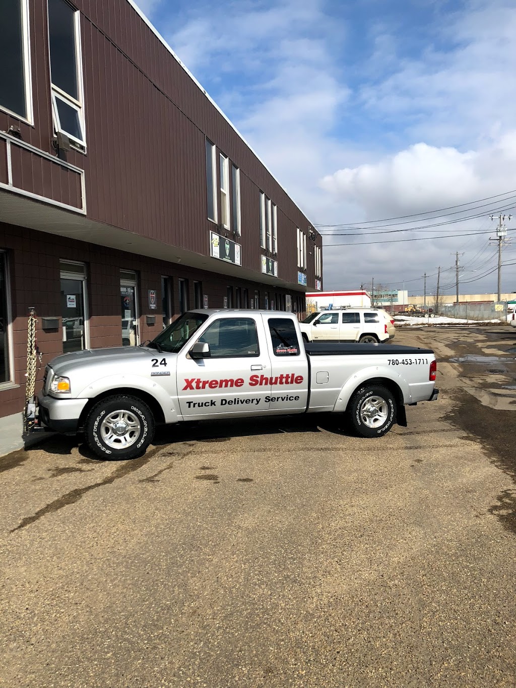 Xtreme Shuttle | 16692 113 Ave NW, Edmonton, AB T5M 2X3, Canada | Phone: (780) 453-1711
