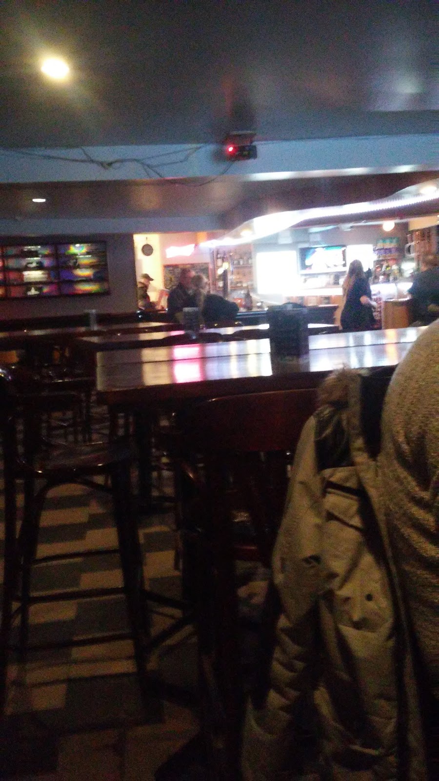 Pub Central | 76 Rue Angus N, East Angus, QC J0B 1R0, Canada | Phone: (819) 832-4829