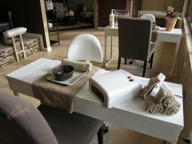 W Wellness Day Spa | 7 Commerce Rd, Angus, ON L0M 1B2, Canada | Phone: (705) 424-0440
